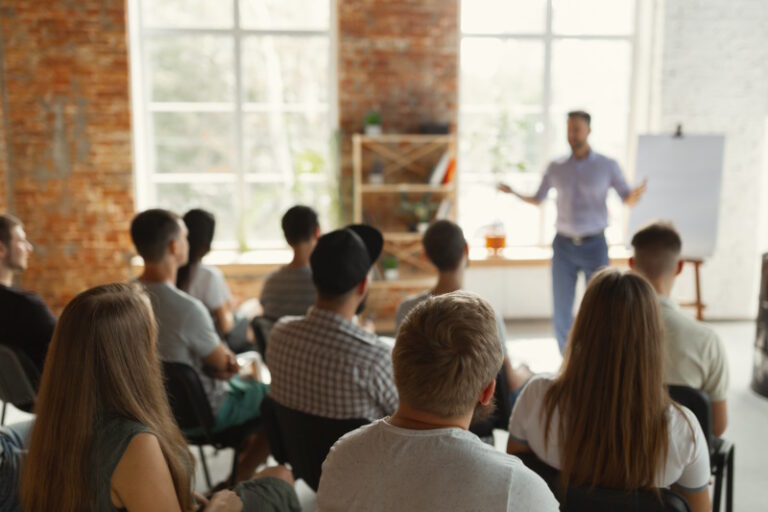 Coaching for team dysfunction: team coaching in banking